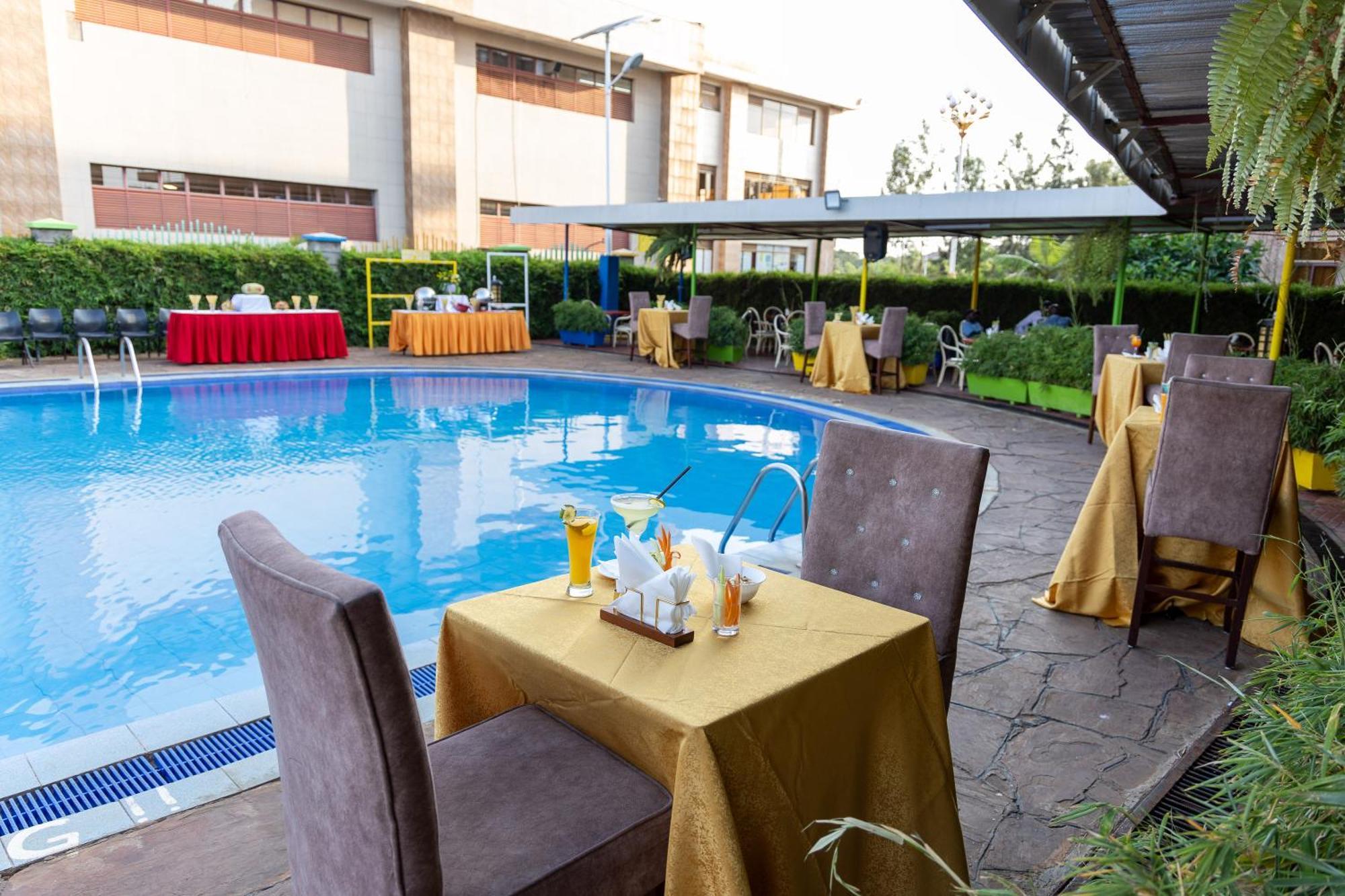 Maxland Hotel Kalimoni Exterior photo